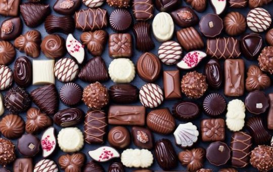 Cokelat sebagai Hadiah Mengapa Cokelat Merupakan Pilihan Hadiah yang Menyenangkan