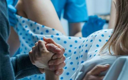 Arti Mimpi Melahirkan Anak Cacat